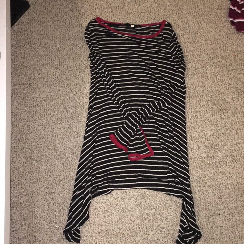 White and back striped dress w/ red lining